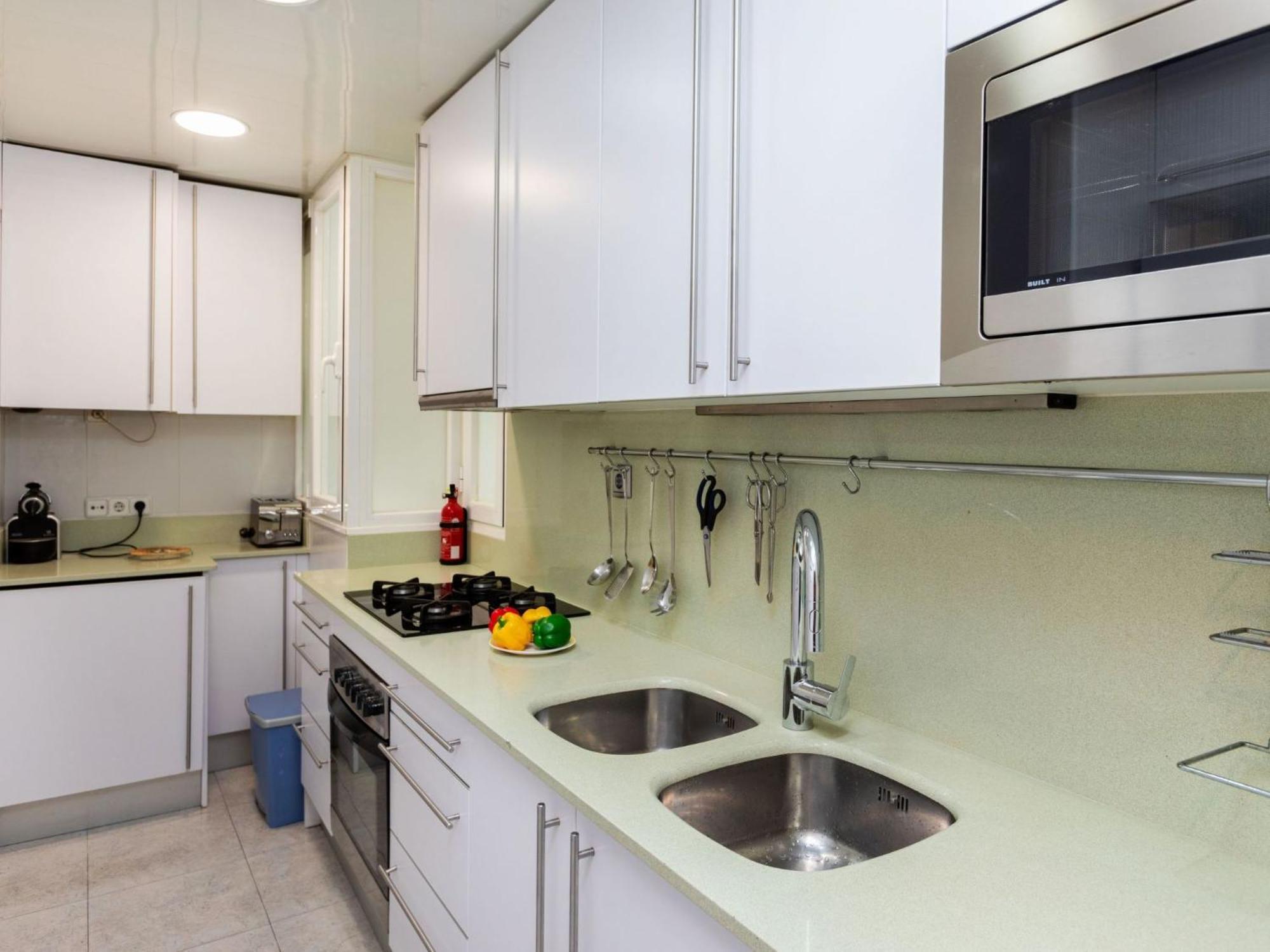 Apartment Sants-Montjuic Rambla Badal By Interhome Барселона Экстерьер фото