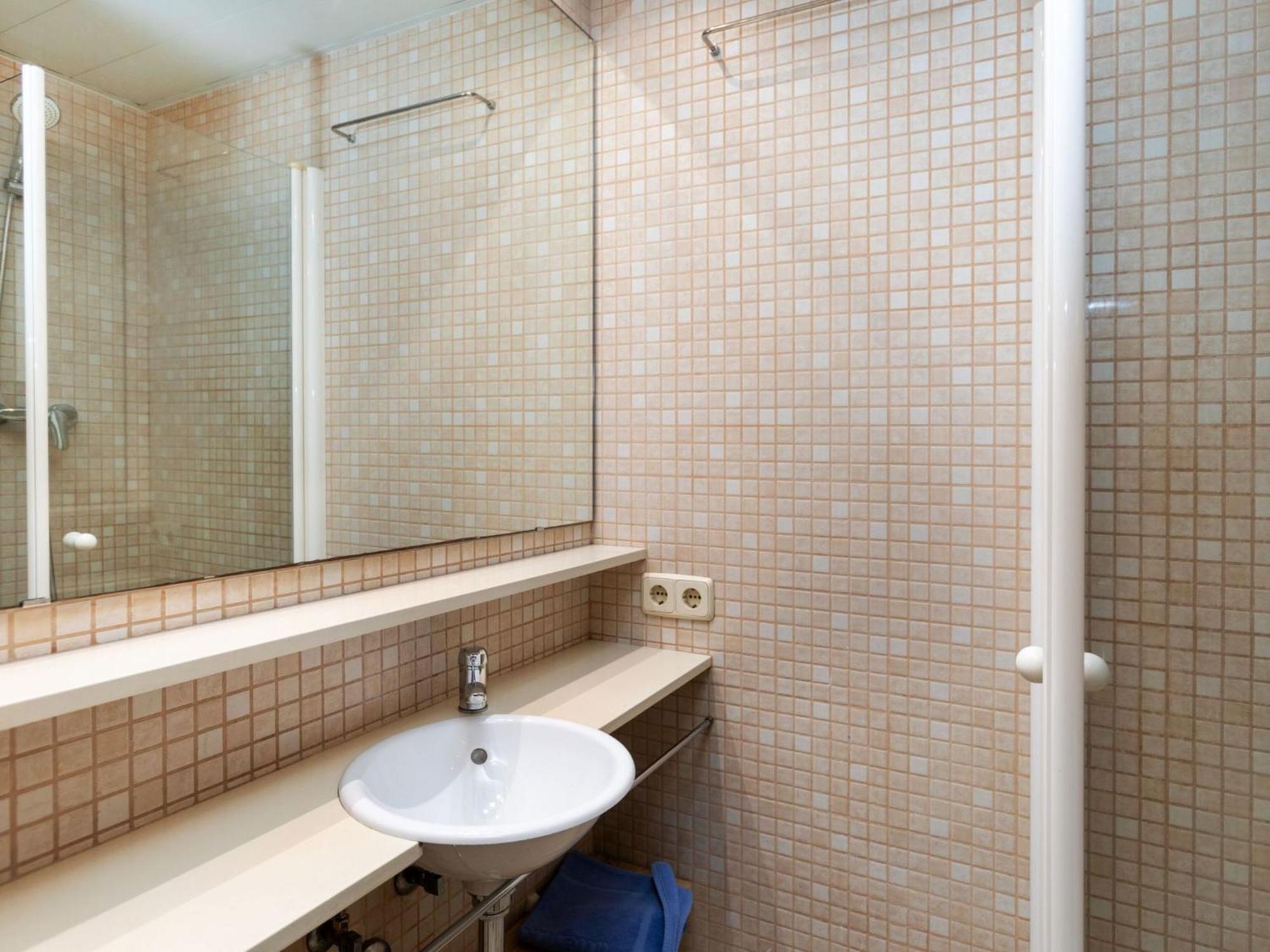 Apartment Sants-Montjuic Rambla Badal By Interhome Барселона Экстерьер фото